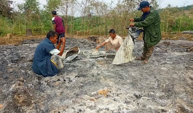 ত্রিপুরা পাড়ায় আগুন