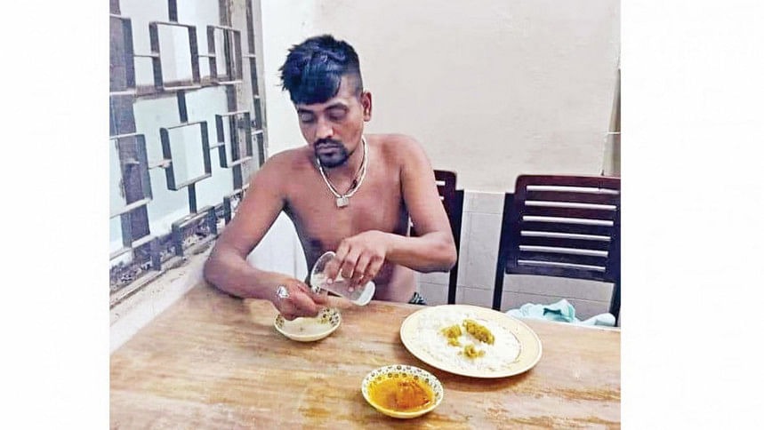 ঢাবিতে তোফাজ্জলকে পিটিয়ে হত্যা