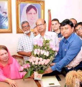 বেগম খালেদা জিয়ার সান্নিধ্যে আশরাফ উদ্দিন বকুল