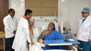 হাসপাতালে মিঠুন চক্রবর্তী, ছুটে গেলেন শুভেন্দু