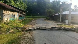 সাজেকে অবরোধ, জিম্মি নৃ-গোষ্টীর ৩০ হাজার মানুষ